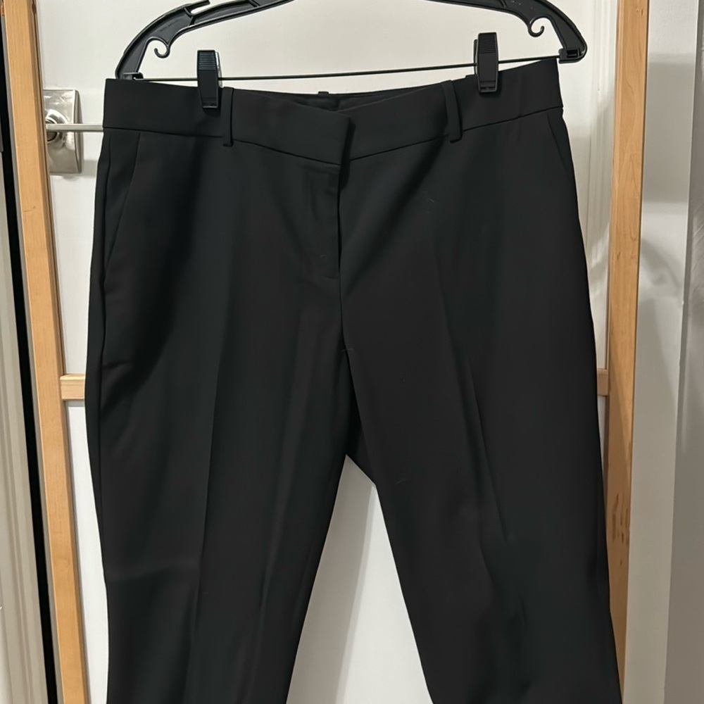 Ann Taylor Black Women’s slacks size 10 straight leg